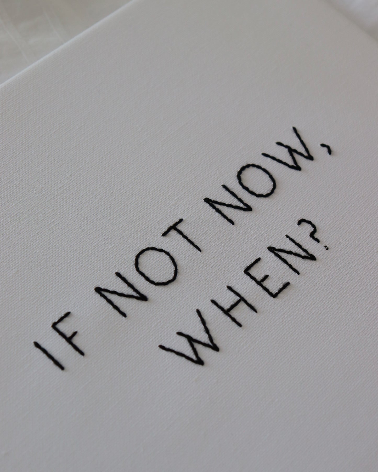 Lienzo bordado 'BAHARI'