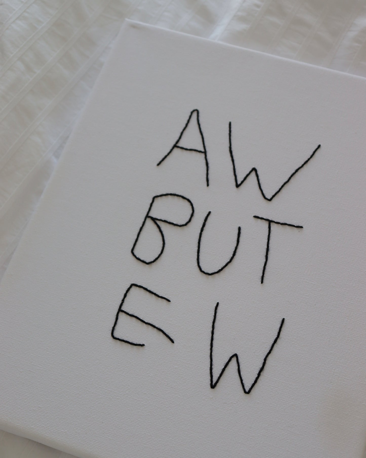 Lienzo bordado 'KEILA'