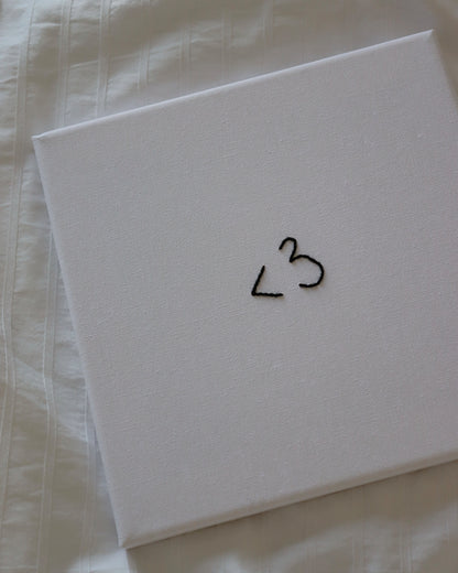 Lienzo bordado 'LEVANA'