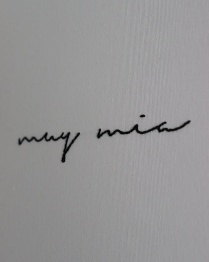 Lienzo bordado 'MIA'